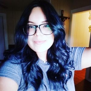 Meet your Posher, Liz